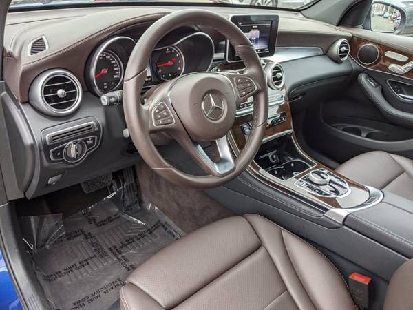 2018 Mercedes-Benz GLC GLC 300 AWD All Wheel Drive SKU: JV070037 for sale in Bellevue, WA – photo 11