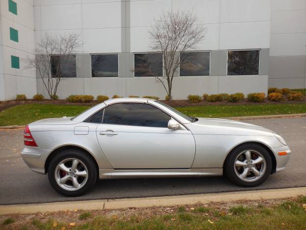 2001 Mercedes SLK320 - cars & trucks - by owner - vehicle automotive... for sale in Bartlett, IL – photo 8