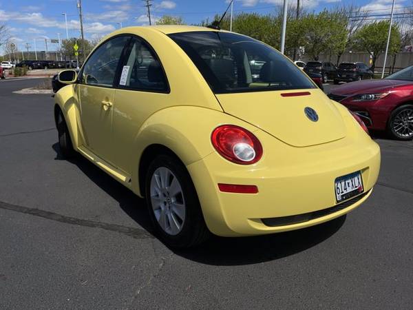 2010 Volkswagen VW Beetle Coupe 2dr Auto - - by dealer for sale in St Louis Park, MN – photo 2