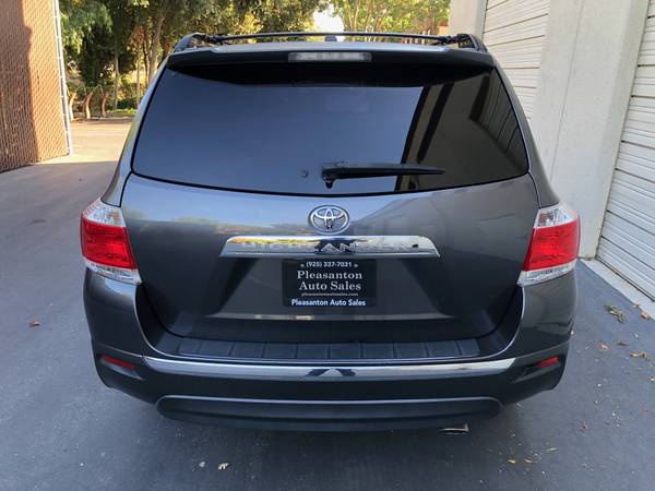 2013 Toyota Highlander, Excellent condition! Leather! - cars & for sale in Pleasanton, CA – photo 6