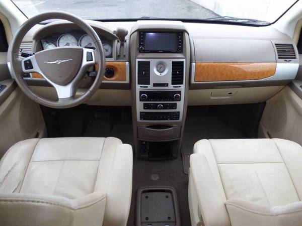 2008 Chrysler Town and Country - cars & trucks - by dealer - vehicle... for sale in Union Gap, WA – photo 16