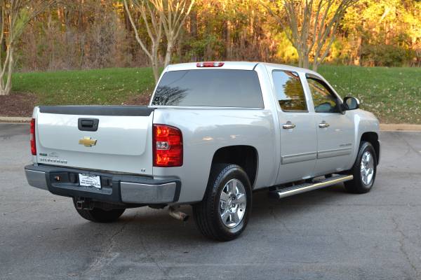 2011 CHEVY SILVERADO LT - CLEAN TITLE - CREW CAB - RUST FREE - 5.3L... for sale in Cary, NC – photo 5