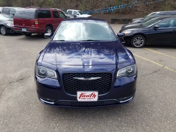 2016 Chrysler 300 S V6 AWD!! ENGLISH AND SPANISH! for sale in South St. Paul, MN – photo 2