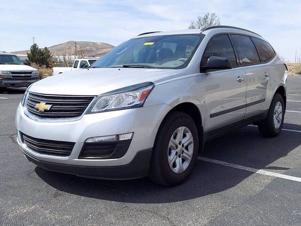2017 Chevrolet Chevy Traverse LS - - by dealer for sale in Los Lunas, NM – photo 4