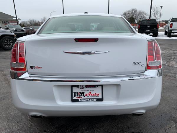 2014 Chrysler 300c - Loaded - New tires - 98k miles! for sale in Oak Forest, IL – photo 6