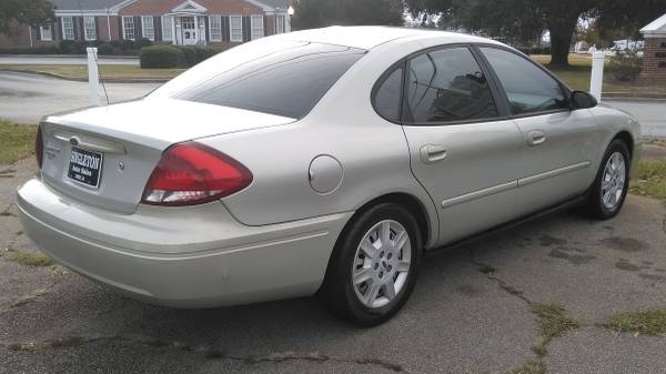2005 Ford Taurus SE - - by dealer - vehicle automotive for sale in Perry, GA – photo 4