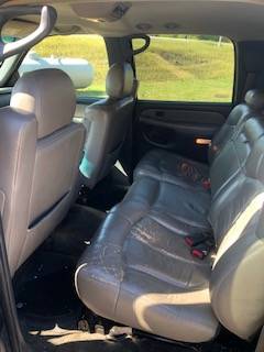 2002 Chevy Z71 Suburban for sale in New Ulm, MN – photo 7