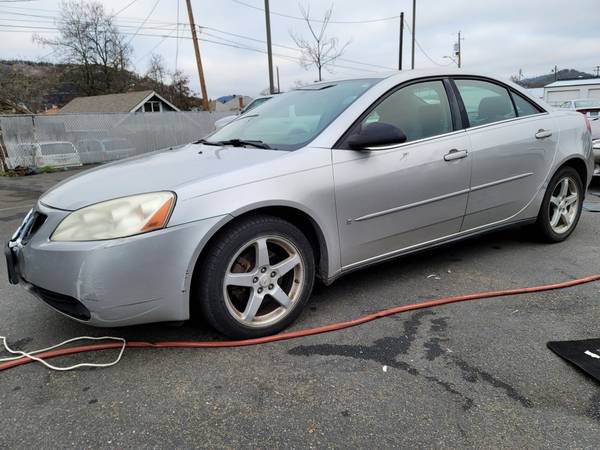 2007 Pontiac G6 ((Clean Title, Automatic)) - cars & trucks - by... for sale in Roseburg, OR – photo 2