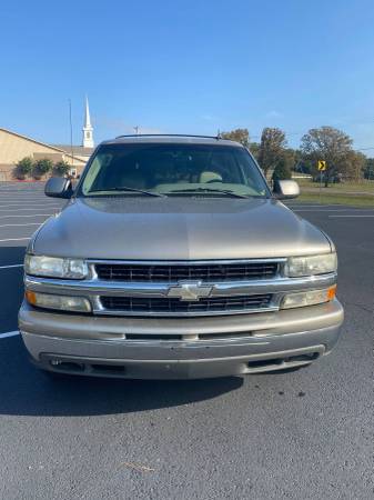 2002 Chevy Suburban 1500 - cars & trucks - by dealer - vehicle... for sale in Greenbrier, AR – photo 2