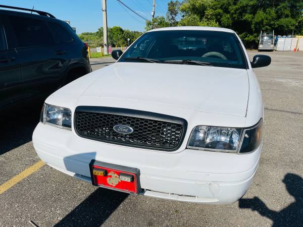 2003 Ford Crown Victoria Police Private Sale Title In Hand - cars & for sale in Jacksonville, FL – photo 9