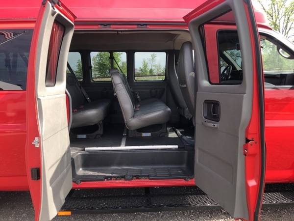 2010 Chevrolet Express Passenger 3500 Ext Wagon LS for sale in Other, IN – photo 16