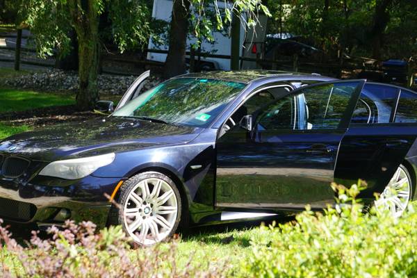 *RARE* BMW 550i M SPORT V8 370 HP Cash or Trade OBO for sale in Red Bank, NJ – photo 2