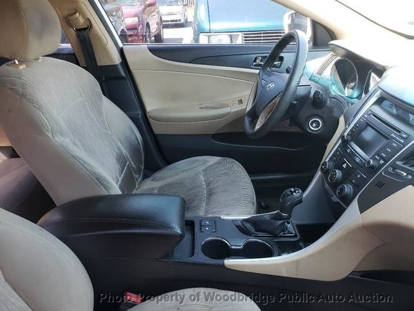 2014 Hyundai Sonata 4dr Sedan 2 4L Automatic GLS - cars & for sale in Woodbridge, District Of Columbia – photo 10