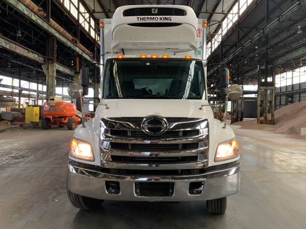 2013 Hino 338 7.6L Turbo Diesel 26ft Reefer Box Truck Pull Out Ramp... for sale in Lebanon, MD – photo 8