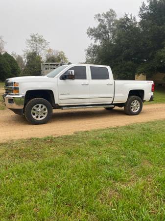 2015 Chevrolet 2500hd - cars & trucks - by owner - vehicle... for sale in Whitfield, MS – photo 2