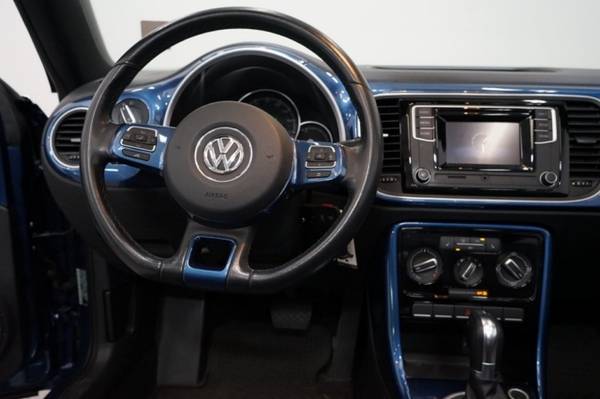 2018 Volkswagen BEETLE CONVERTIBLE 2 0T SE - - by for sale in Honolulu, HI – photo 18