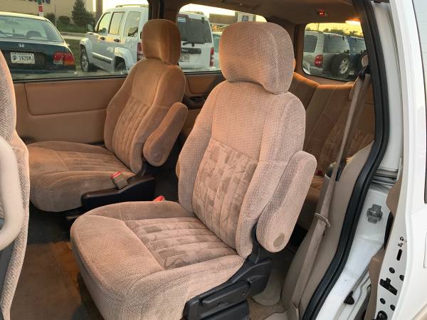 2005 Pontiac Montana Extrnded minivan with remote starter for sale in Indianapolis, IN – photo 4