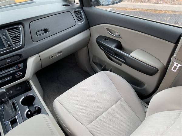 2019 Kia Sedona LX van - - by dealer - vehicle for sale in El Paso, TX – photo 14