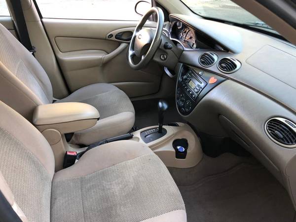 2004 FORD FOCUS SE WAGON - cars & trucks - by owner - vehicle... for sale in Chula vista, CA – photo 10