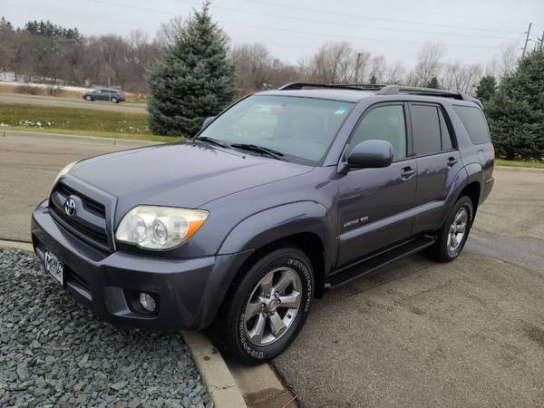 2007 Toyota 4Runner Limited 4dr SUV 4WD V6 - cars & trucks - by... for sale in Faribault, MN – photo 4