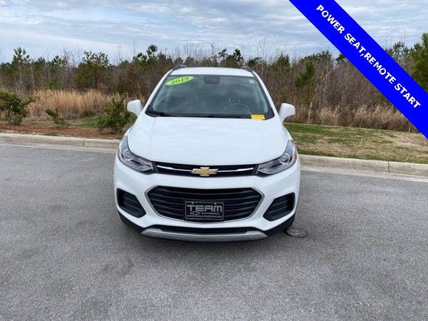 2019 Chevy Chevrolet Trax LT suv White - - by dealer for sale in Goldsboro, NC – photo 3