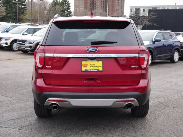 2016 Ford Explorer XLT - - by dealer - vehicle for sale in Bloomington, MN – photo 10