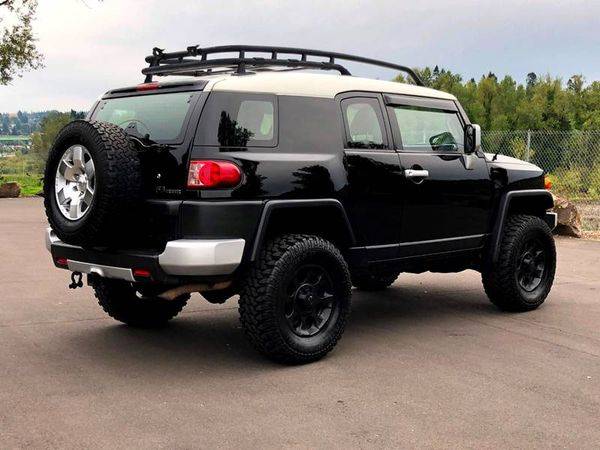 2010 Toyota FJ Cruiser Base 4x4 4dr SUV 5A - NEW INVENTORY SALE!! for sale in Gladstone, OR – photo 3