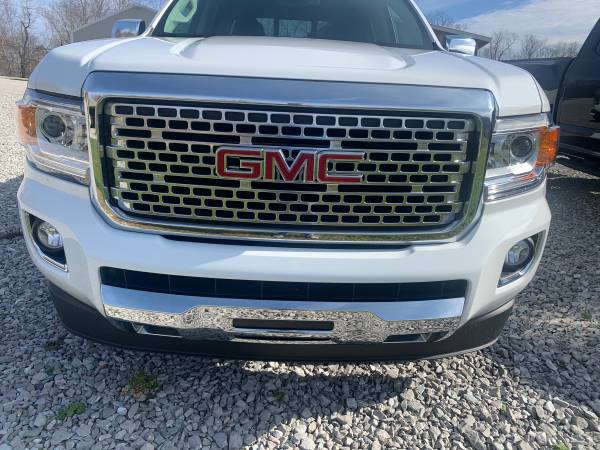 2019 GMC Canyon Denali 2WD - cars & trucks - by dealer - vehicle... for sale in LONDON, KY – photo 7