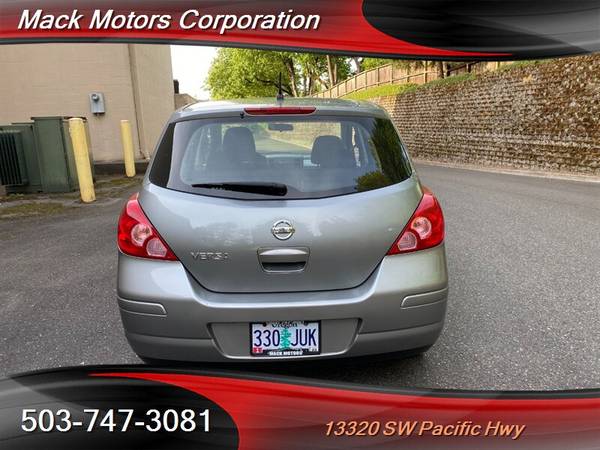 2007 Nissan Versa S Only 100k Miles 5-SPEED Commuter 31MPG - cars & for sale in Tigard, OR – photo 8