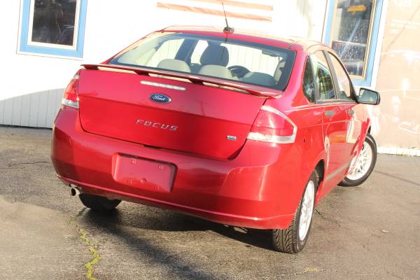 2011 FORD FOCUS * SUPER CLEAN * AUX INPUT * WARRANTY *** for sale in Highland, IL – photo 12