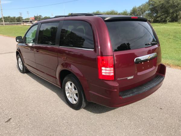 2008 Chrysler Town & Country~LOADED~ w/117k miles for sale in Wichita, KS – photo 3