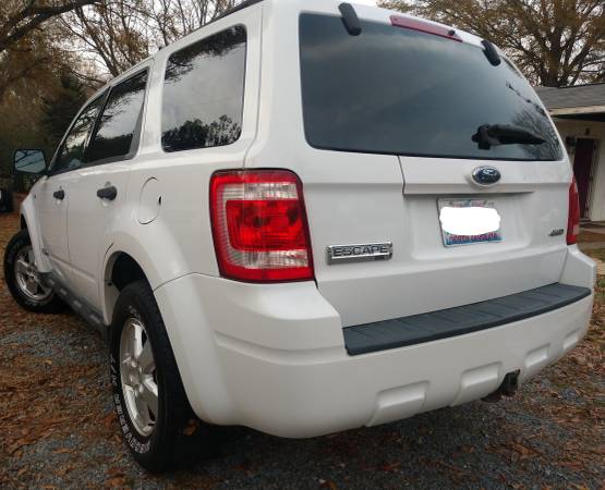 2008 Ford Escape XLT 4WD NICEE - cars & trucks - by owner - vehicle... for sale in Monroe, NC – photo 7