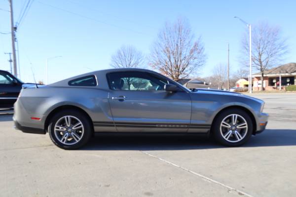 2011 Ford Mustang V6 Coupe - - by dealer - vehicle for sale in Overland Park, MO – photo 2