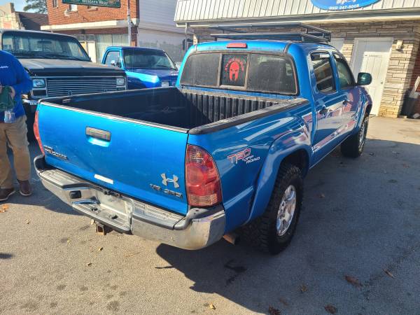 2007 TOYOTA TACOMA TRD CREW CAB 4X4 6SPEED MANUAL!!! - cars & trucks... for sale in Knoxville, TN – photo 4