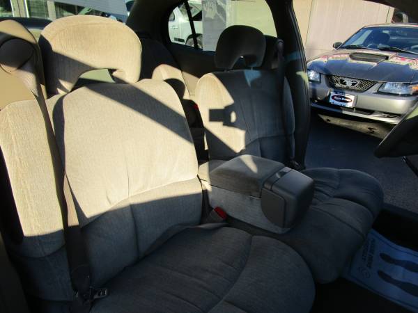 HARD TO FIND SUPER CLEAN 2001 BUICK LESABRE CUSTOM! LOW MILES FOR... for sale in rockford, IA – photo 16