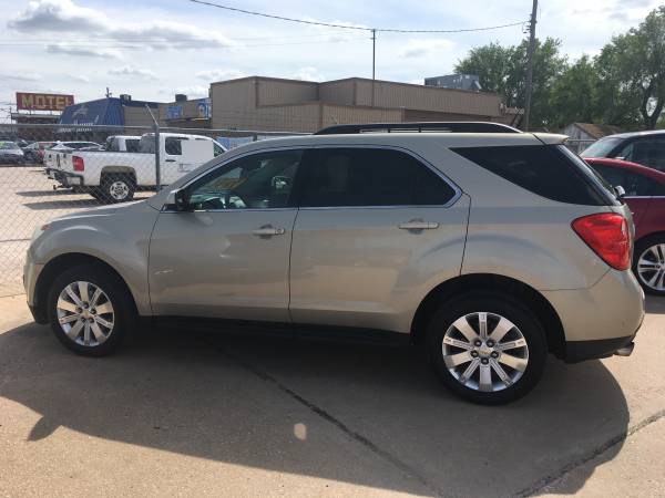2010 Chevy Equinox LT - - by dealer - vehicle for sale in Wichita, KS – photo 2