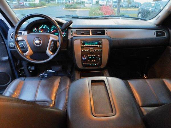 2008 Chevrolet Chevy Avalanche Z71 Sport Utility Pickup / Leather... for sale in Portland, OR – photo 14