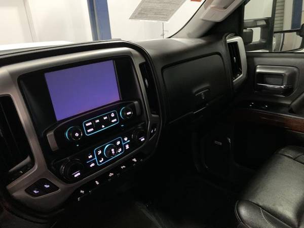 2018 GMC Sierra 2500HD SLT - Open 9 - 6, No Contact Delivery Avail for sale in Fontana, CA – photo 23
