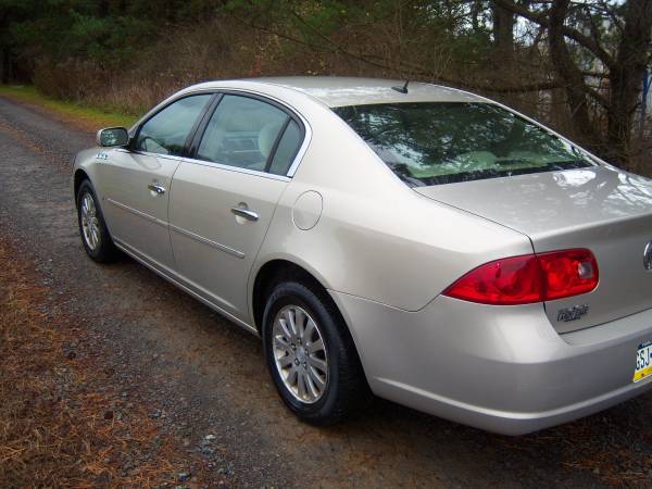 2008 Buick Lucerne 63,000 miles! - cars & trucks - by owner -... for sale in Slippery Rock, PA – photo 7