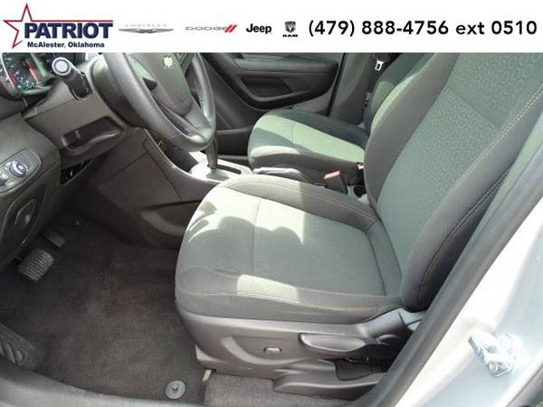 2019 Chevrolet Trax LS - wagon - cars & trucks - by dealer - vehicle... for sale in McAlester, AR – photo 8