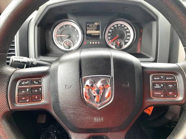 2016 RAM 1500 Express $799 DOWN DELIVER'S ! - cars & trucks - by... for sale in ST Cloud, MN – photo 16