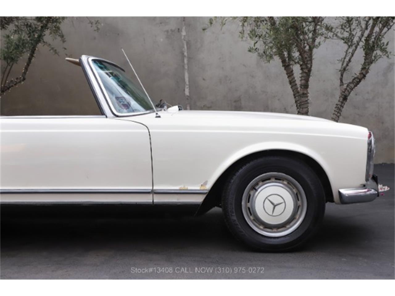 1966 Mercedes-Benz 230SL for sale in Beverly Hills, CA – photo 18