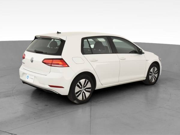2017 VW Volkswagen eGolf SE Hatchback Sedan 4D sedan White - FINANCE... for sale in Atlanta, CA – photo 11