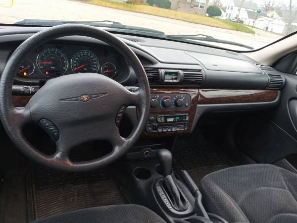 2004 chrysler sebring lxi - cars & trucks - by owner - vehicle... for sale in Lafayette, IN – photo 7