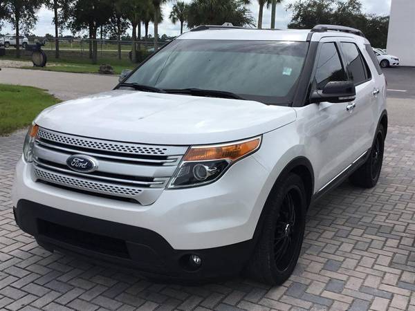 2013 Ford Explorer XLT - Lowest Miles / Cleanest Cars In FL - cars &... for sale in Fort Myers, FL – photo 2