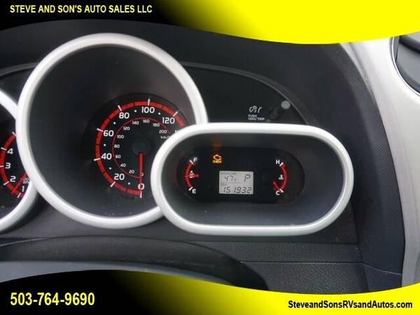 2009 Toyota Matrix Base 4dr Wagon 4A - - by dealer for sale in Happy valley, OR – photo 17