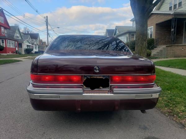 1992 Buick Roadmaster Limited - cars & trucks - by owner - vehicle... for sale in Buffalo, NY – photo 4