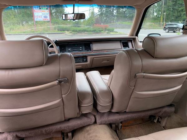 1992 Lincoln Town Car Signature 4DR Sedan, ONE OWNER! - cars & for sale in Lynnwood, WA – photo 15