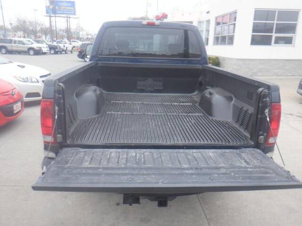 2004 Ford F-250 XLT - - by dealer - vehicle automotive for sale in Des Moines, IA – photo 4