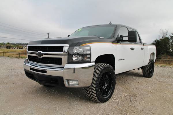 2008 CHEVROLET 2500 LT*DURAMAX*LEVLED*NITTOS*CUSTOM WRAP*20"... for sale in Liberty Hill, TX – photo 2